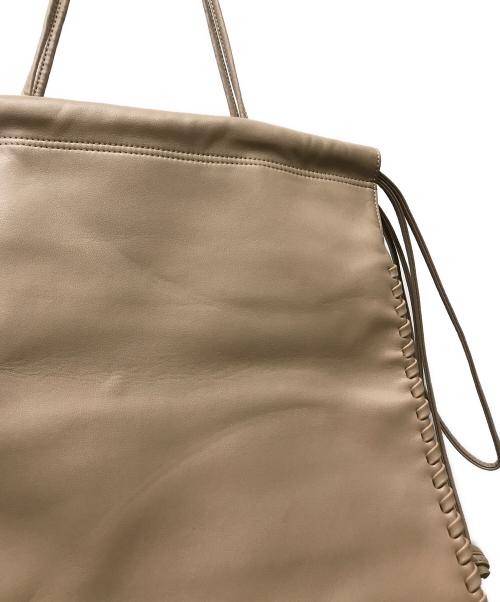 VASIC（ヴァジック）VASIC (ヴァジック) WELLS トートバッグ ベージュの古着・服飾アイテム