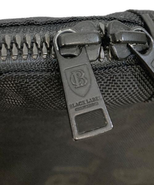 BLACK LABEL CRESTBRIDGE（ブラックレーベル クレストブリッジ）BLACK LABEL CRESTBRIDGE (ブラックレーベル クレストブリッジ) チェック切替ボディーバッグ ブラック×ベージュの古着・服飾アイテム