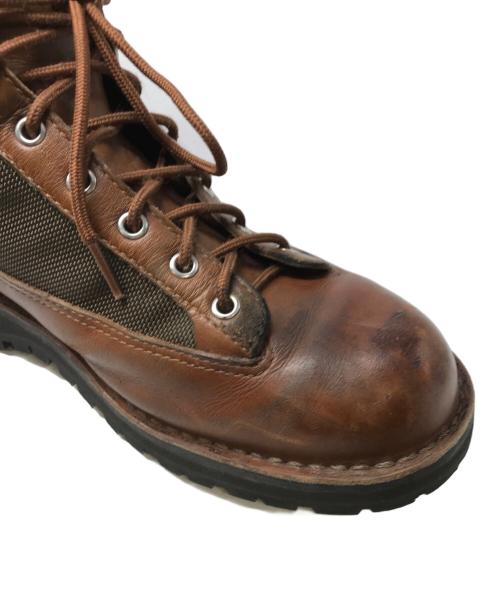 Danner（ダナー）Danner (ダナー) ダナーフィールド マウンテンブーツ ブラウン サイズ:9.5の古着・服飾アイテム