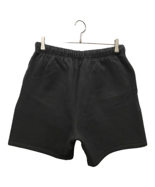 FOG ESSENTIALS（フィアオブゴッド エッセンシャル）FOG ESSENTIALS (フィアオブゴッド エッセンシャル) 1977 ハーフパンツ グレー サイズ:XLの古着・服飾アイテム