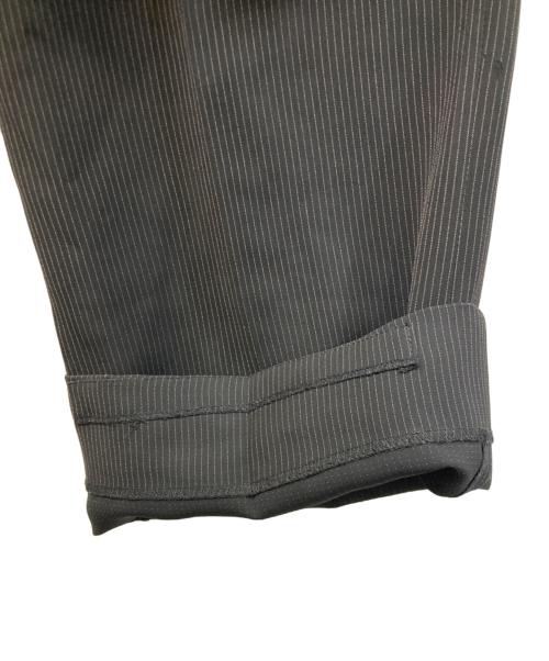 EMPORIO ARMANI（エンポリオアルマーニ）EMPORIO ARMANI (エンポリオアルマーニ) ストライプタックパンツ ブラック サイズ:52の古着・服飾アイテム