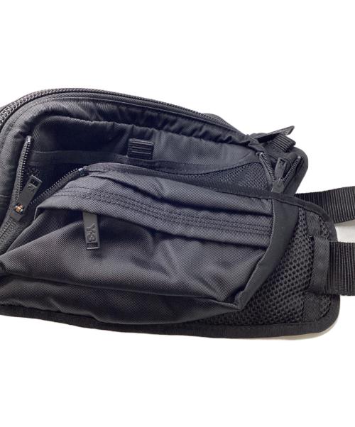 Y-3（ワイスリー）Y-3 (ワイスリー) 2way ショルダー スリングバッグ ブラックの古着・服飾アイテム