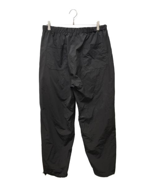 meanswhile（ミーンズワイル）meanswhile (ミーンズワイル) テックリップストップイージースラックス ブラック サイズ:4の古着・服飾アイテム