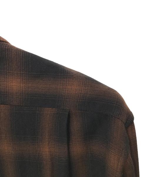 COMOLI（コモリ）COMOLI (コモリ) レーヨン オープンカラーシャツ ブラウン サイズ:4の古着・服飾アイテム