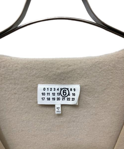 MM6 Maison Margiela（エムエムシックスメゾンマルジェラ）MM6 Maison Margiela (エムエムシックスメゾンマルジェラ) スキッパーベスト ベージュ サイズ:XSの古着・服飾アイテム