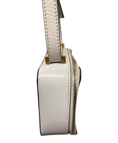 VALENTINO（ヴァレンティノ）VALENTINO (ヴァレンティノ) ショルダーバッグ ホワイトの古着・服飾アイテム