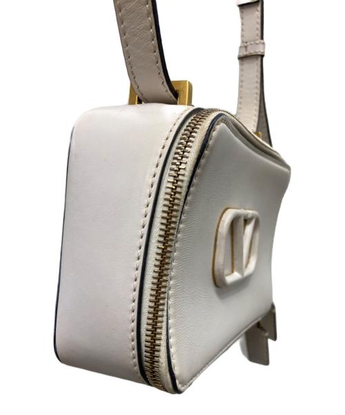 VALENTINO（ヴァレンティノ）VALENTINO (ヴァレンティノ) ショルダーバッグ ホワイトの古着・服飾アイテム