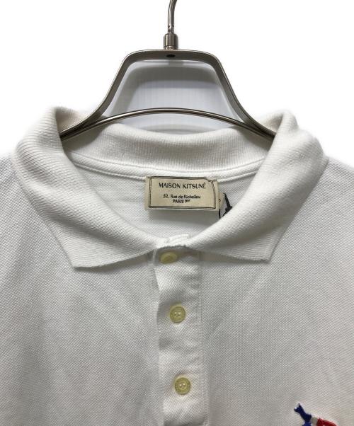 maison kitsune（メゾンキツネ）MAISON KITSUNE (メゾンキツネ) TRICOLOR FOX PATCH CLASSIC POLO ホワイト サイズ:S 未使用品の古着・服飾アイテム