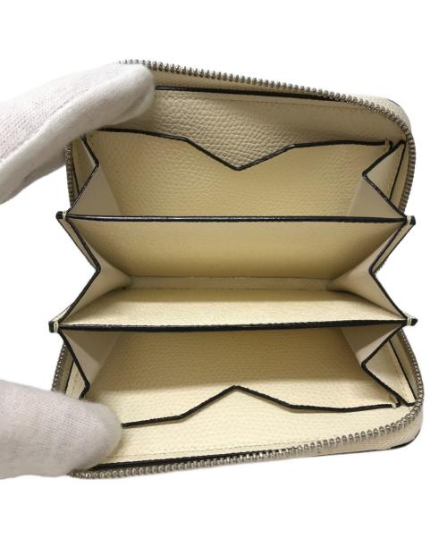 Valextra（ヴァレクストラ）Valextra (ヴァレクストラ) ジップアラウンドカードホルダー ベージュの古着・服飾アイテム