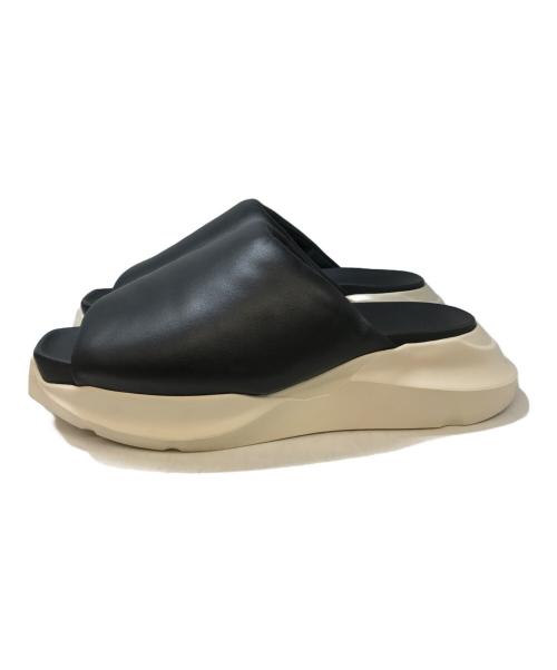 RICK OWENS（リックオウエンス）RICK OWENS (リックオウエンス) GETH PUFFER SLIDE レザーサンダル ブラック サイズ:41の古着・服飾アイテム
