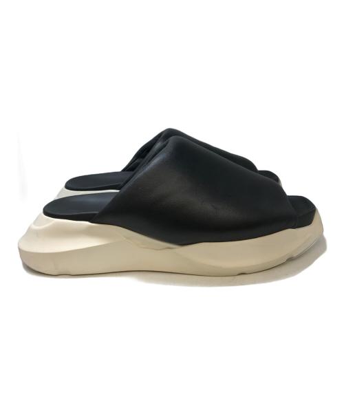 RICK OWENS（リックオウエンス）RICK OWENS (リックオウエンス) GETH PUFFER SLIDE レザーサンダル ブラック サイズ:41の古着・服飾アイテム