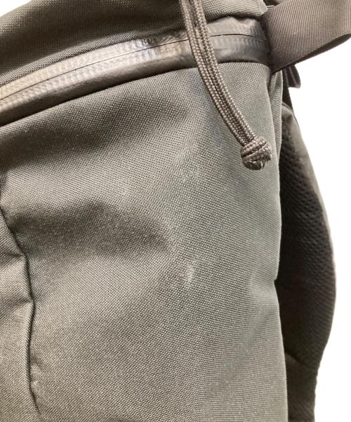 MYSTERY RANCH（ミステリーランチ）MYSTERY RANCH (ミステリーランチ) URBAN ASSAULT バックパック ブラックの古着・服飾アイテム