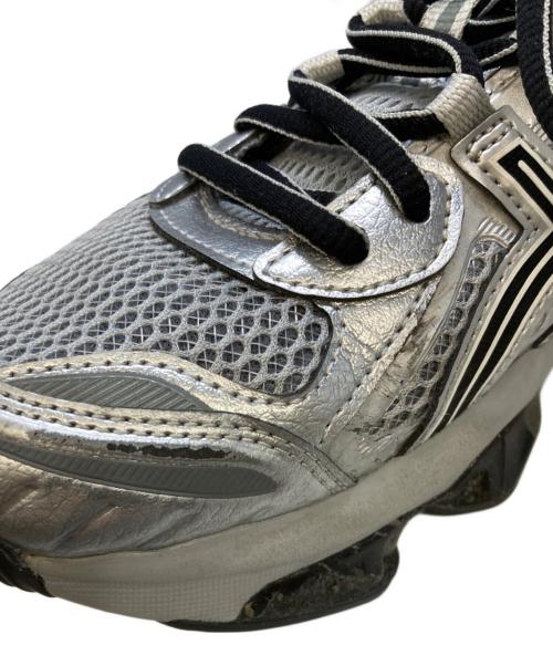 asics（アシックス）asics (アシックス) GEL-QUANTUM KINETIC シルバー サイズ:24.5㎝の古着・服飾アイテム