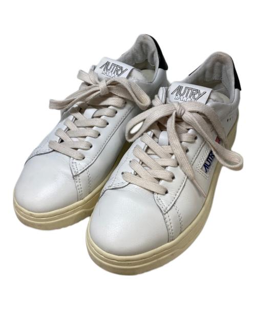 AUTRY（オートリ―）AUTRY (オートリ―) レザースニーカー ホワイト サイズ:38の古着・服飾アイテム
