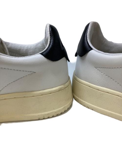 AUTRY（オートリ―）AUTRY (オートリ―) レザースニーカー ホワイト サイズ:38の古着・服飾アイテム