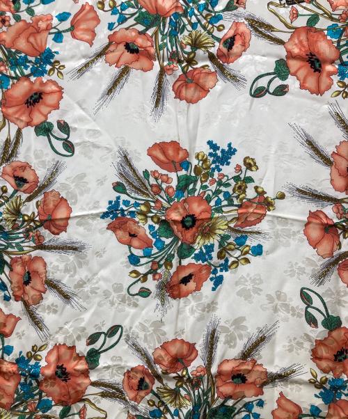 GUCCI（グッチ）GUCCI (グッチ) シルクスカーフ アイボリー×ブルーの古着・服飾アイテム