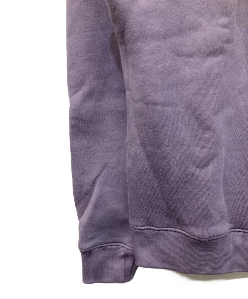 maison kitsune（メゾンキツネ）maison kitsune (メゾンキツネ) SPEEDY FOX PATCH COMFORT SWEATSHIRT パープル サイズ:Mの古着・服飾アイテム