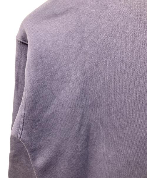 maison kitsune（メゾンキツネ）maison kitsune (メゾンキツネ) SPEEDY FOX PATCH COMFORT SWEATSHIRT パープル サイズ:Mの古着・服飾アイテム