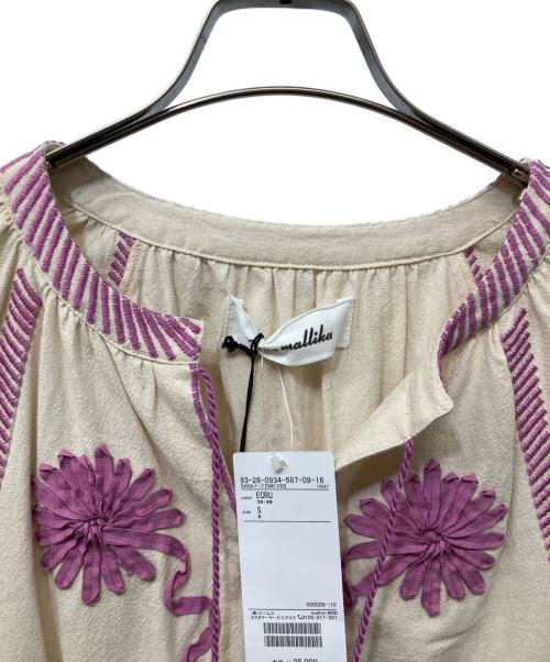 sara mallika（サラマリカ）sara mallika (サラマリカ) Deepika Tape Emb Dress ベージュ×パープル サイズ:S 未使用品の古着・服飾アイテム