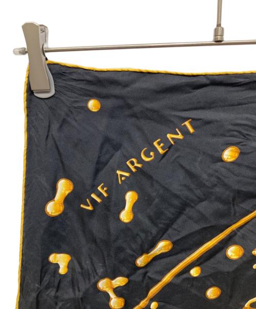 HERMES（エルメス）HERMES (エルメス) カレ90 シルクスカーフ ブラック×ゴールドの古着・服飾アイテム