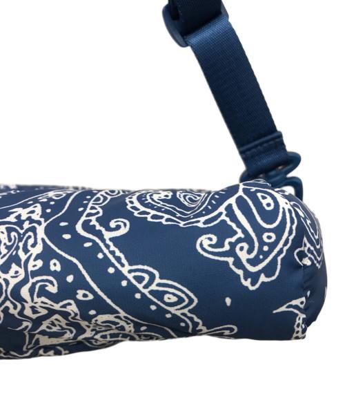SUPREME（シュプリーム）SUPREME (シュプリーム) Puffer Side Bag Blue Paisley ブルーの古着・服飾アイテム