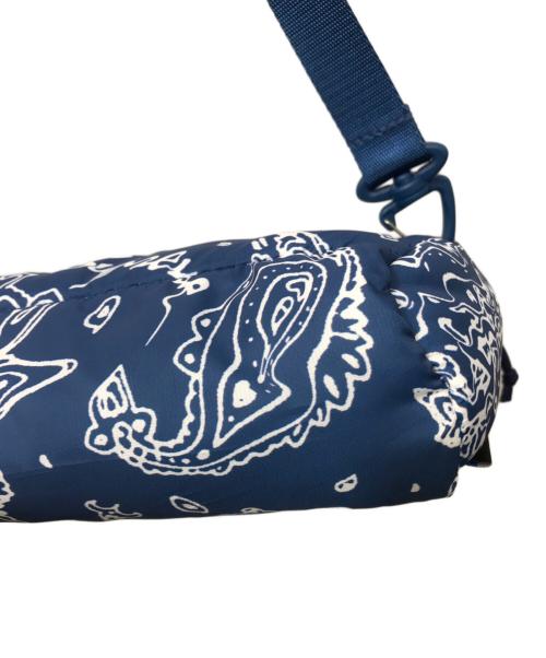 SUPREME（シュプリーム）SUPREME (シュプリーム) Puffer Side Bag Blue Paisley ブルーの古着・服飾アイテム