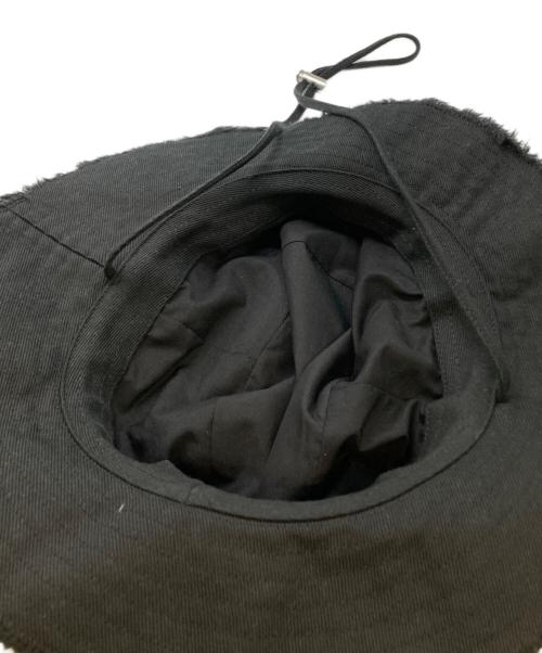 jacquemus（ジャックムス）JACQUEMUS (ジャックムス) Artichaut バケットハット ブラックの古着・服飾アイテム