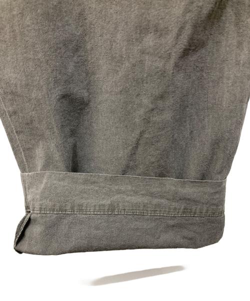 MARKA（マーカ）MARKA (マーカ) ピグメントダイ2タックパンツ グレー サイズ:2の古着・服飾アイテム