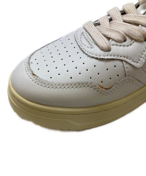 AUTRY（オートリ―）AUTRY (オートリ―) MEDALIST ローカットスニーカー ホワイト サイズ:41の古着・服飾アイテム