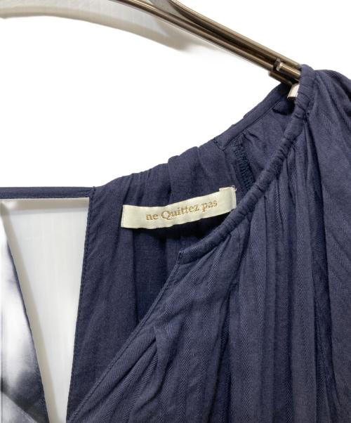 ne quittez pas（ヌキテパ）ne quittez pas (ヌキテパ) Cotton Dobby Stripe Solid Neck Gather Dress ネイビー サイズ:Mの古着・服飾アイテム