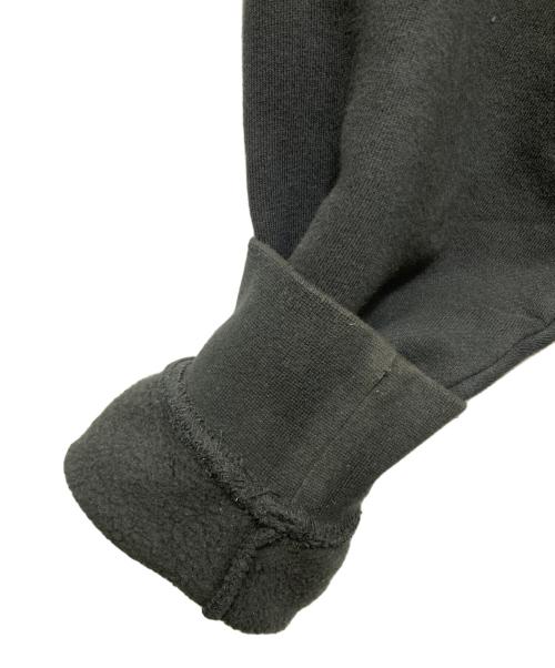 FOG ESSENTIALS（フィアオブゴッド エッセンシャル）FOG ESSENTIALS (フィアオブゴッド エッセンシャル) クルーネックスウェット ブラック サイズ:Lの古着・服飾アイテム