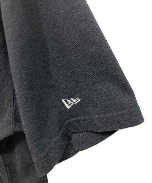 Yohji Yamamoto pour homme（ヨウジヤマモト プールオム）Yohji Yamamoto pour homme (ヨウジヤマモト プールオム) New Era (ニューエラ) コラボロゴ刺繍Tシャツ ブラック サイズ:XLの古着・服飾アイテム