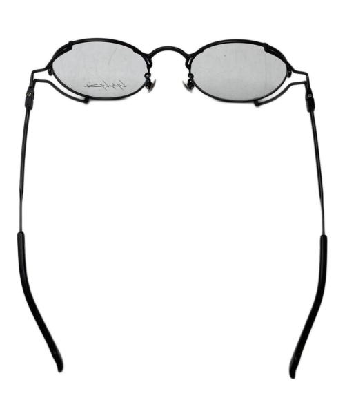 YOHJI YAMAMOTO（ヨウジヤマモト）YOHJI YAMAMOTO (ヨウジヤマモト) コンビネーションフレームサングラス ブラック サイズ:49□21-137の古着・服飾アイテム