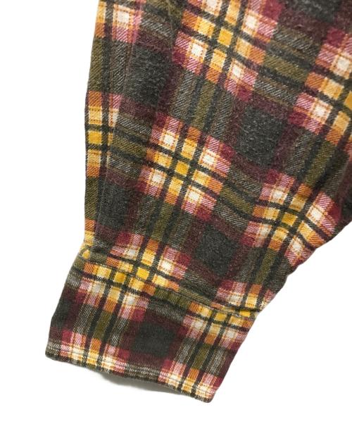 Rebuild by Needles（リビルドバイニードルス）Rebuild by Needles (リビルドバイニードルス) 7 Cuts Zipped Wide Shirt ベージュ×レッド サイズ:不明の古着・服飾アイテム