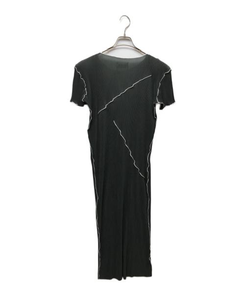 todo kotohayokozawa（トゥードゥー コトハヨコザワ）todo kotohayokozawa (トゥードゥー コトハヨコザワ) プリーツデザインワンピース グレー サイズ:不明の古着・服飾アイテム