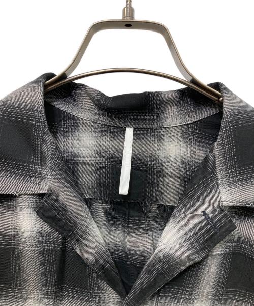 SUS-SOUS（シュス）SUS-SOUS (シュス) distressed ombre check shirt グレー×ブラック サイズ:5の古着・服飾アイテム