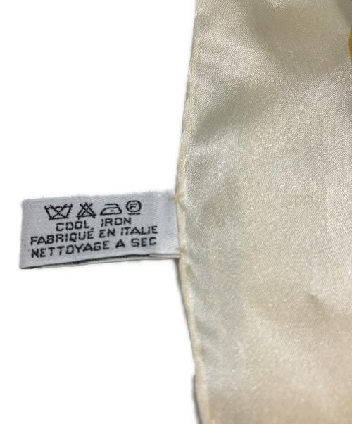 CHANEL（シャネル）CHANEL (シャネル) ココマーク チェーン柄スカーフ ベージュの古着・服飾アイテム