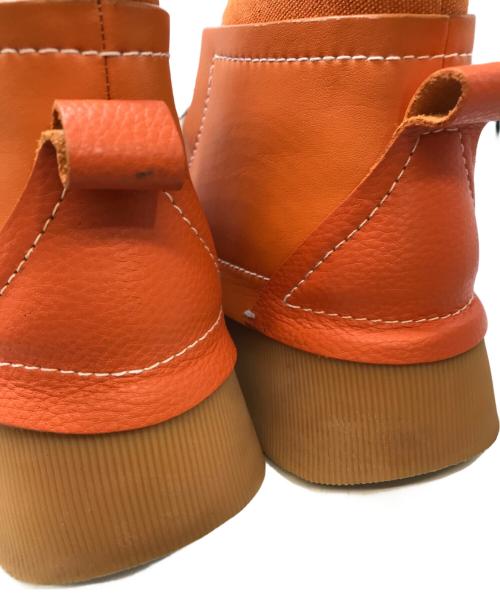 J.W.ANDERSON（ジェイダブリューアンダーソン）J.W.ANDERSON (ジェイダブリューアンダーソン) LOGO HIGH TOP SNEAKER オレンジ サイズ:40の古着・服飾アイテム