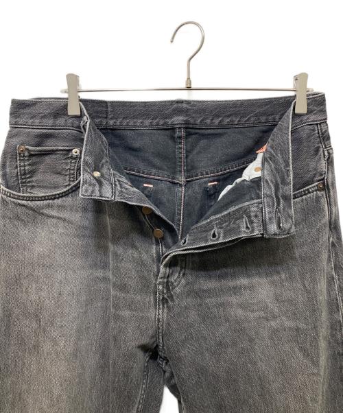 Acne studios（アクネ ストゥディオス）ACNE STUDIOS (アクネ ストゥディオス) ルーズブーツカット デニムパンツ ブラック サイズ:33×32の古着・服飾アイテム