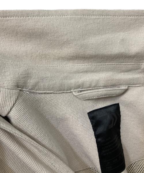 DAIWA PIER39（ダイワ ピア39）DAIWA PIER39 (ダイワ ピア39) TECH BELTED GUNSHOOTING JACKET ベージュ サイズ:Mの古着・服飾アイテム