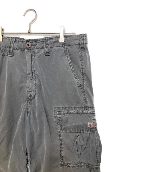 TRUE RELIGION（トゥルー レリジョン）TRUE RELIGION (トゥルー レリジョン) カーゴショーツ グレー サイズ:32の古着・服飾アイテム