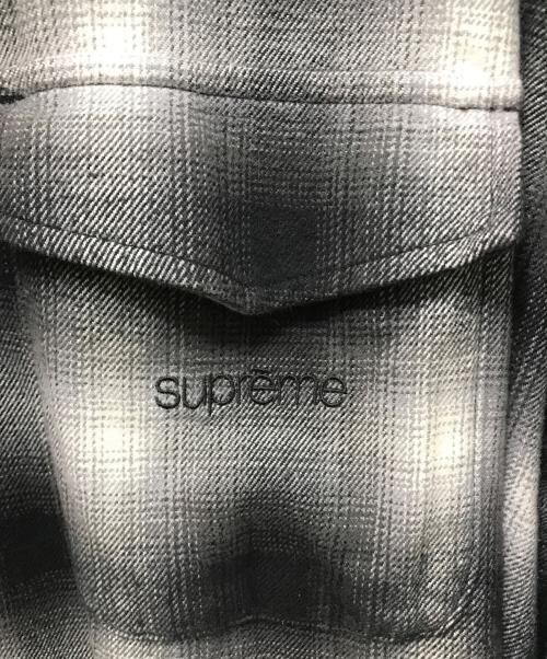 SUPREME（シュプリーム）Supreme (シュプリーム) SHADOW PLAID FLANNEL ZIP SHIRT グレー サイズ:Lの古着・服飾アイテム