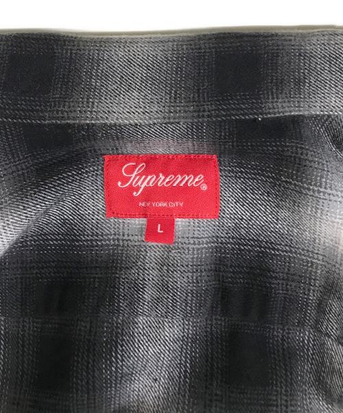 SUPREME（シュプリーム）Supreme (シュプリーム) SHADOW PLAID FLANNEL ZIP SHIRT グレー サイズ:Lの古着・服飾アイテム