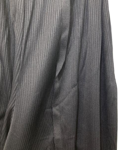 PLEATS PLEASE（プリーツプリーズ）PLEATS PLEASE (プリーツプリーズ) A-POC BOTTOMS ブラック サイズ:FREEの古着・服飾アイテム