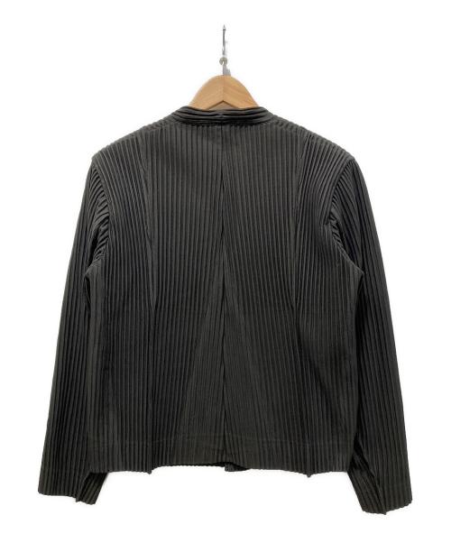 HOMME PLISSE ISSEY MIYAKE（オム プリッセ イッセイ ミヤケ）HOMME PLISSE ISSEY MIYAKE (オム プリッセ イッセイ ミヤケ) SOLID PLEATS プリーツノーカラージャケット ブラック サイズ:1の古着・服飾アイテム