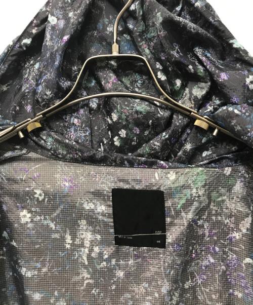 LAD MUSICIAN（ラッドミュージシャン）LAD MUSICIAN (ラッドミュージシャン) INKJET SMALL FLOWER MOUNTAIN PARKA ネイビー サイズ:44の古着・服飾アイテム