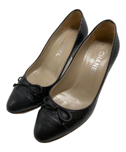 CHANEL（シャネル）CHANEL (シャネル) ココマークキャップトゥリボンパンプス ブラック サイズ:36 1/2の古着・服飾アイテム