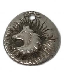 Tady & King（タディアンドキング）の古着「チビメタルウルフチャーム」｜シルバー