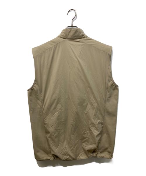 ARC'TERYX（アークテリクス）ARC'TERYX (アークテリクス) ATOM VEST M ベージュ サイズ:Lの古着・服飾アイテム