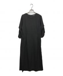 BARNEYS NEWYORK（バーニーズ・ニューヨーク）の古着「ウォッシャブル デザインスリーブ ウエストタック ドレス」｜ブラック